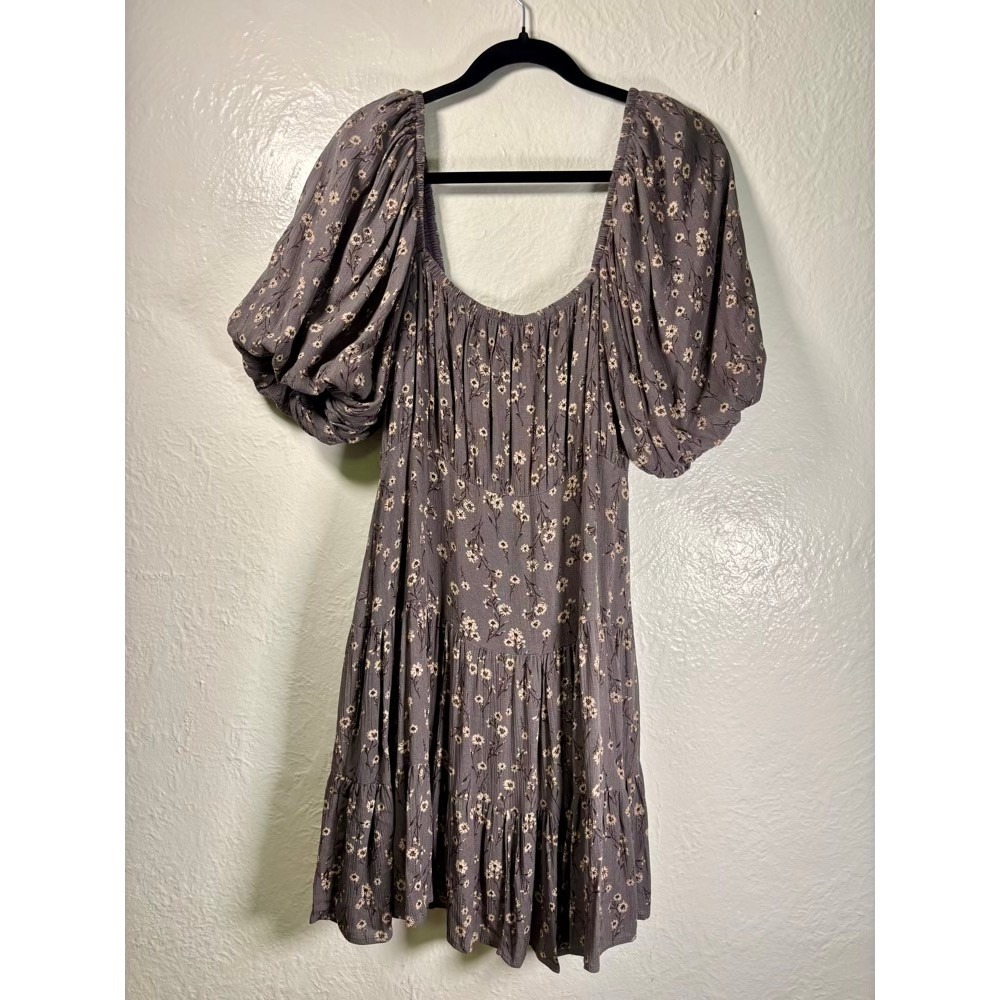 By Together Gray Floral Puff Sleeve Tiered Dress Size L Prairie Farm Cottage